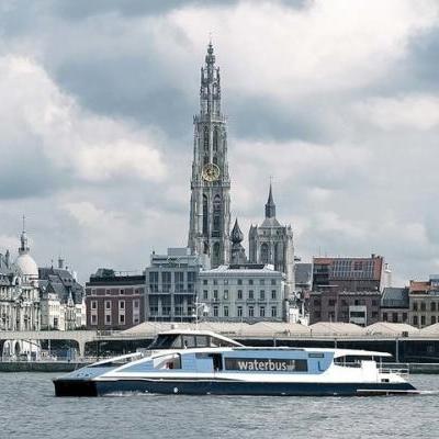 A trip to Antwerp on the waterbus